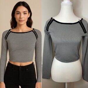 🐈Smart Set Cropped Striped Blouse XS